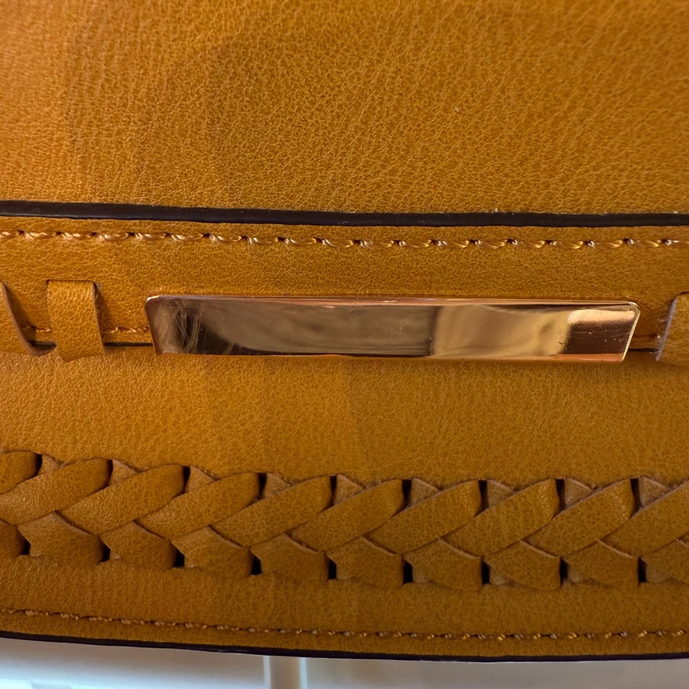 Elegant sole society Yellow Crossbody Bag - Picture 5 of 8